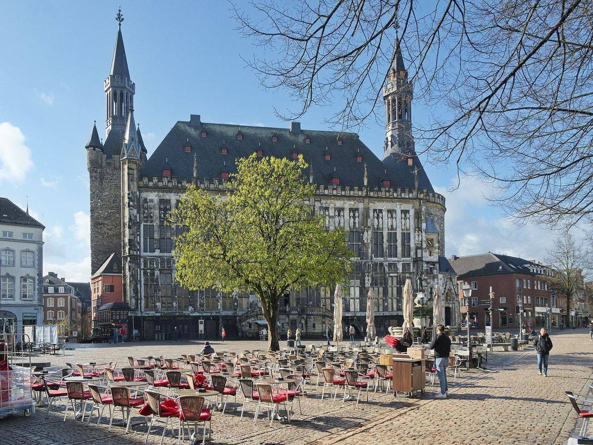 Aachen Markt and town hall